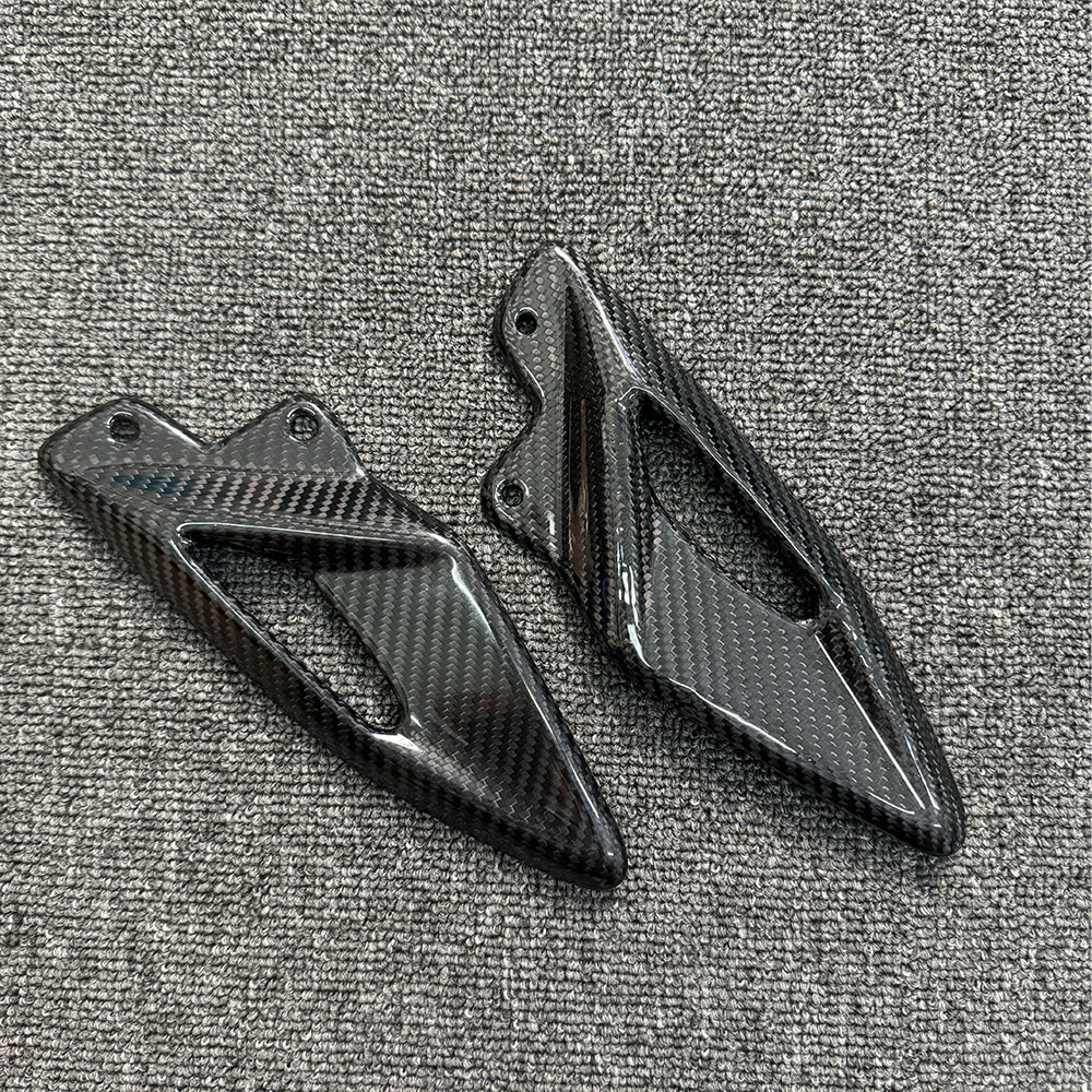 For Triumph Street Triple 660  - Crepe Pan Carbon บทวิจารณ์และราคา